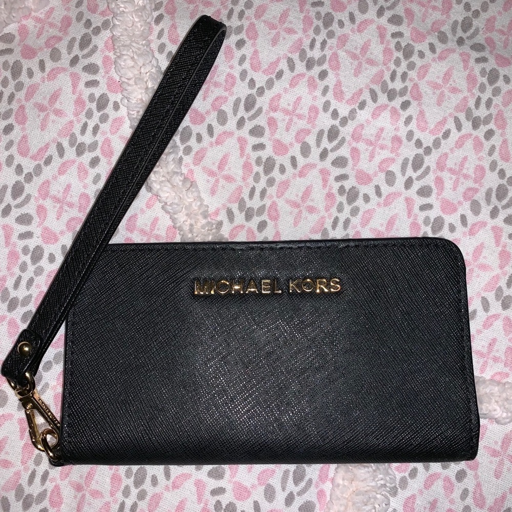 Black Michael Kors Wristlet